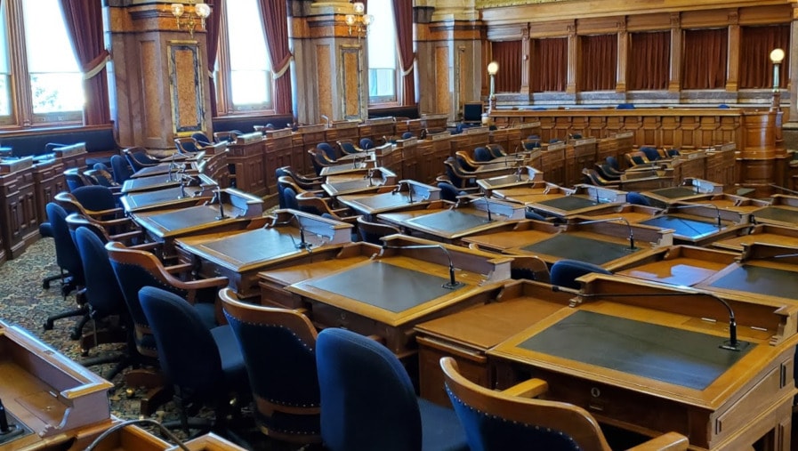 Stand Up For Stand-Your-Ground Legislation in Iowa!