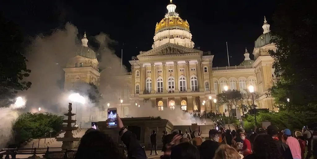 Mandatory Gun Insurance: Democrats’ Goal for Iowa
